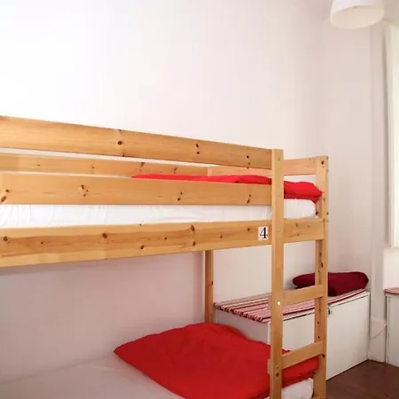Hostel Shiado